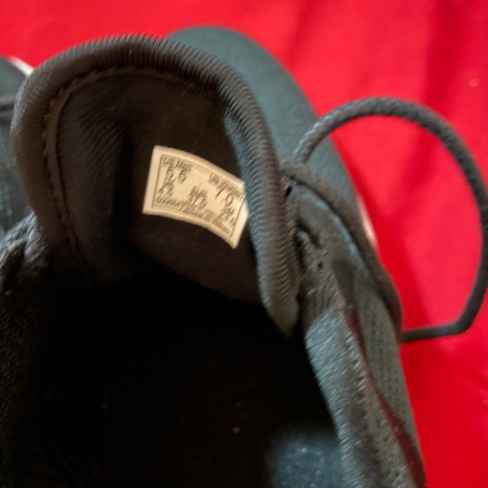 Vans - Picture 5 of 5
